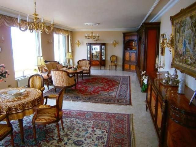 Der Salon Der Salon