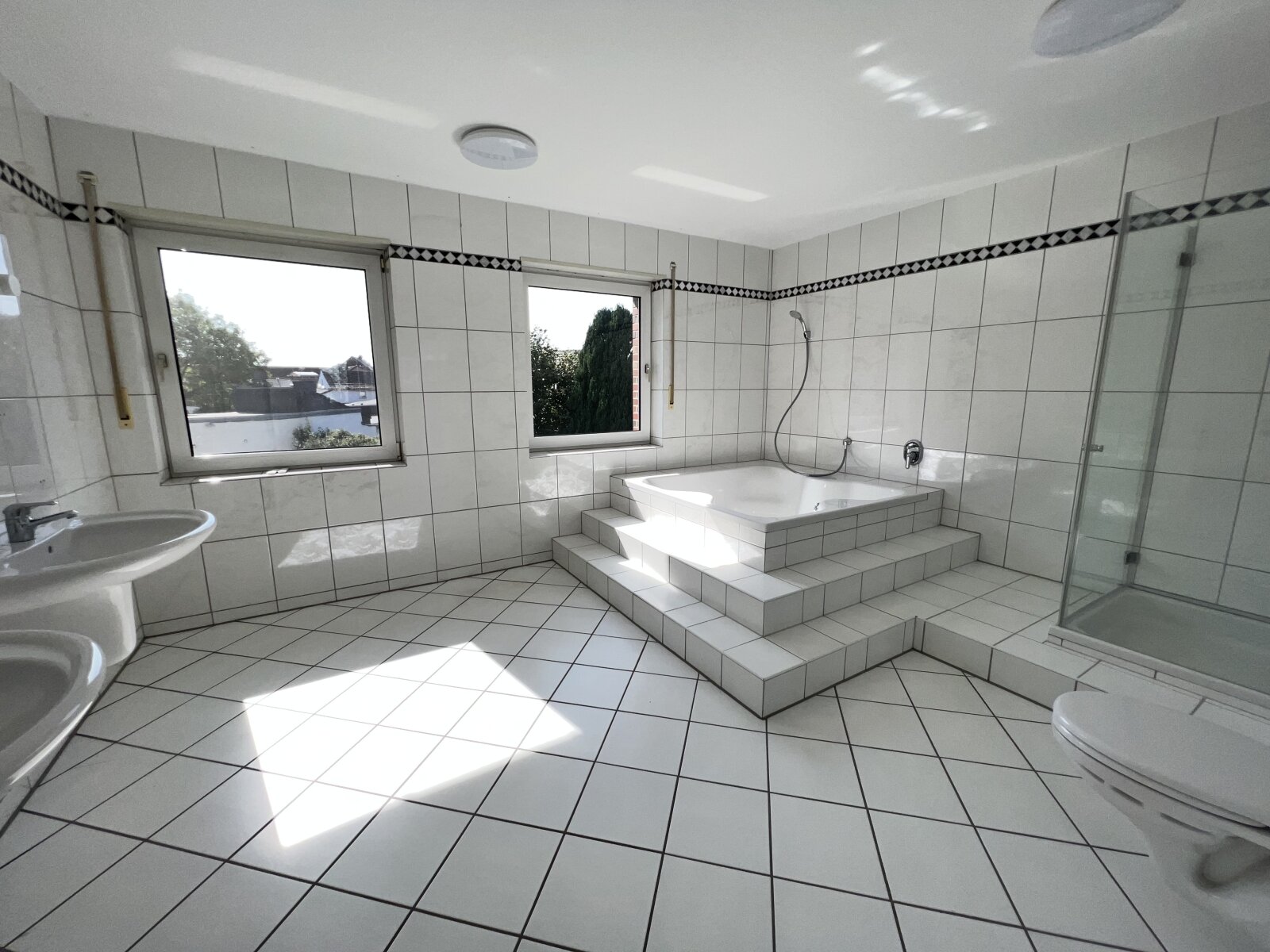 Vollbadezimmer - 1 OG Vollbadezimmer - 1 OG