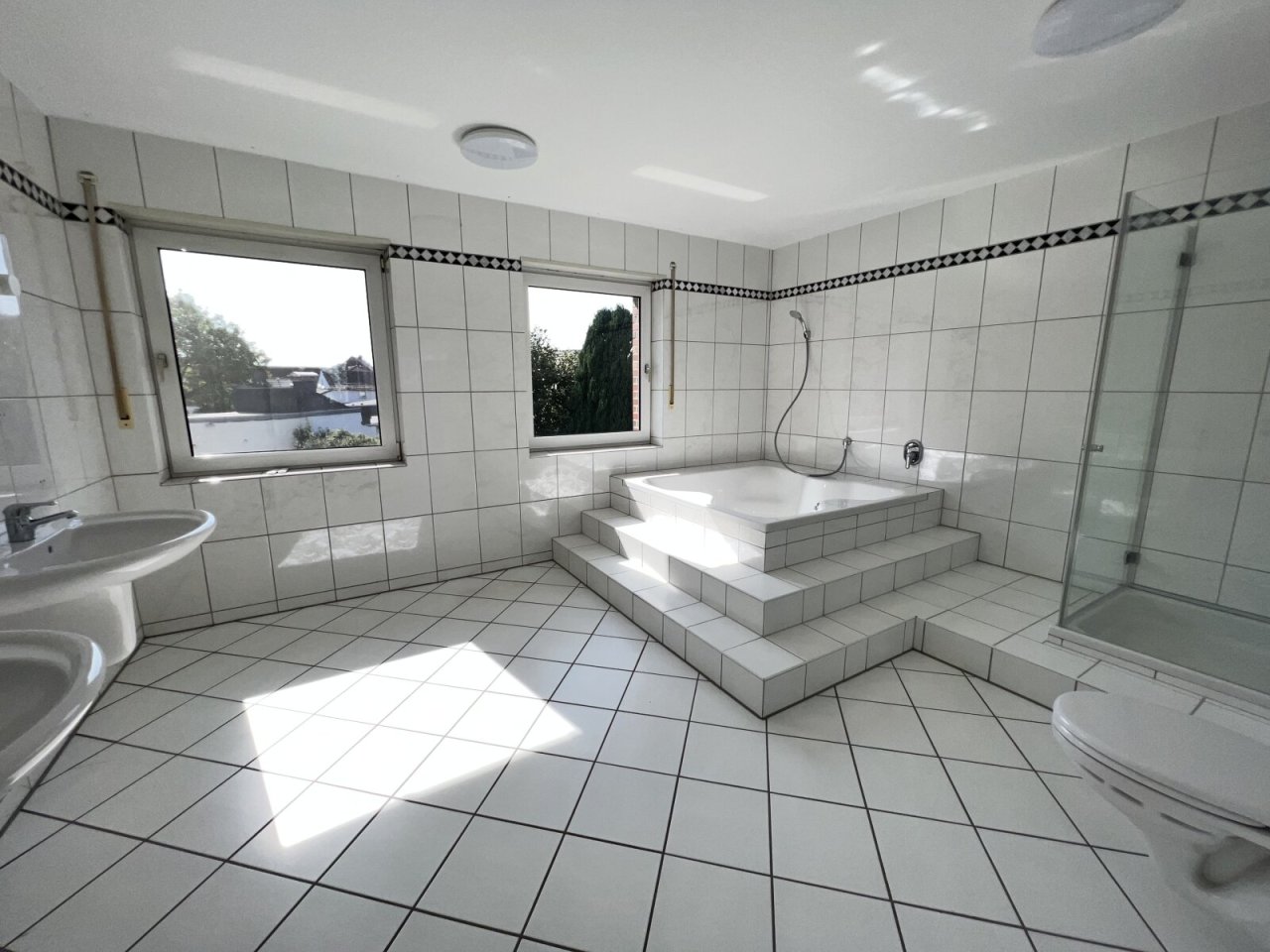 Vollbadezimmer - 1 OG Vollbadezimmer - 1 OG
